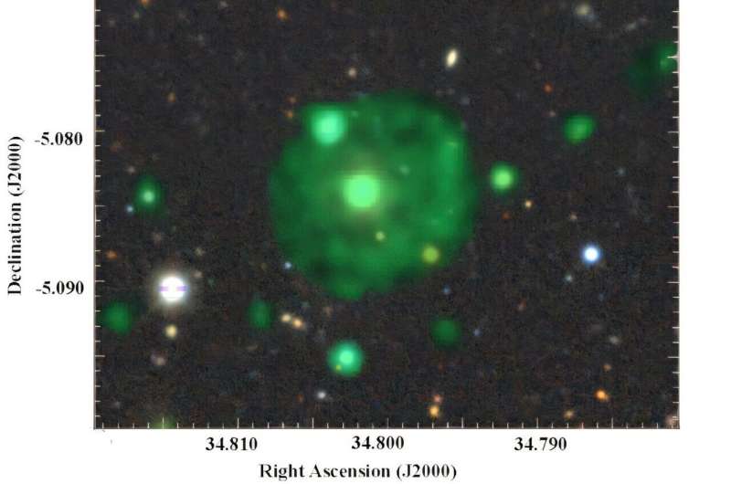 Novo círculo de rádio estranho descoberto com o telescópio MeerKAT